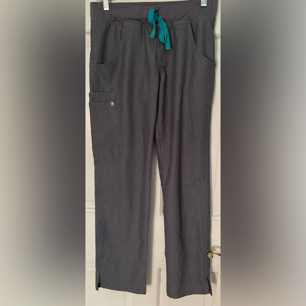 FIGS technical collection Gray scrub pants size XS